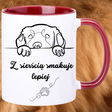 Kubek z napisem „Z sierścią smakuje lepiej” – prezent dla psiary
