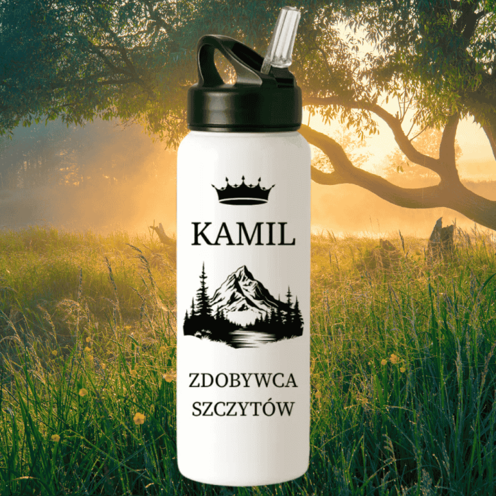 Bidon z nadrukiem Zdobywca Szczytów – personalizowany prezent dla podróżnika Bidon z nadrukiem Zdobywca Szczytów – personalizowany prezent dla podróżnika
