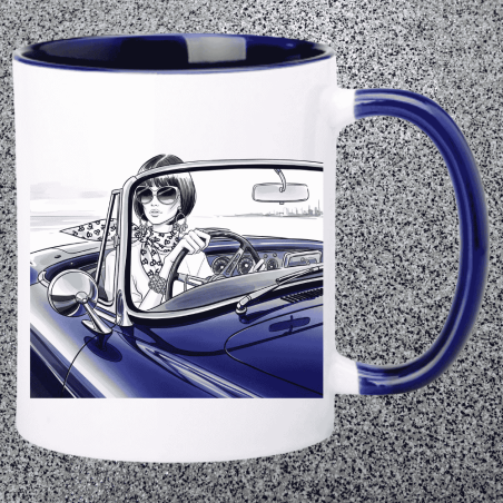 Kubek z nadrukiem kobieta za kierownicą, elegancka ilustracja, idealna dla fanek motoryzacji