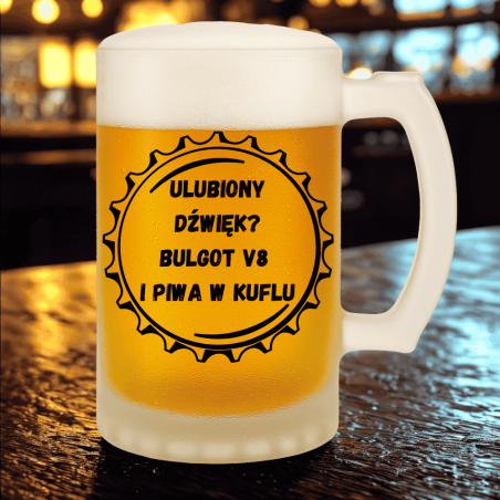 Motoryzacyjny kufel dla fana V8 – „Ulubiony dźwięk? Bulgot V8 i piwa w kuflu”