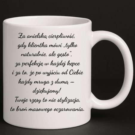 Personalizowany gadżet z humorem i sercem kubek dla stylistki rzęs