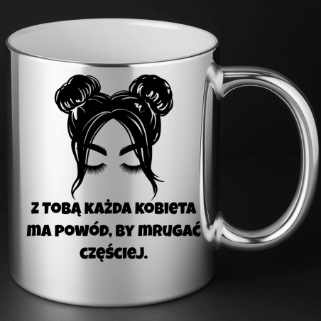 Mała pauza w intensywnym dniu stylizacji kubek srebrny z wybranym motywem dla stylistki rzęs